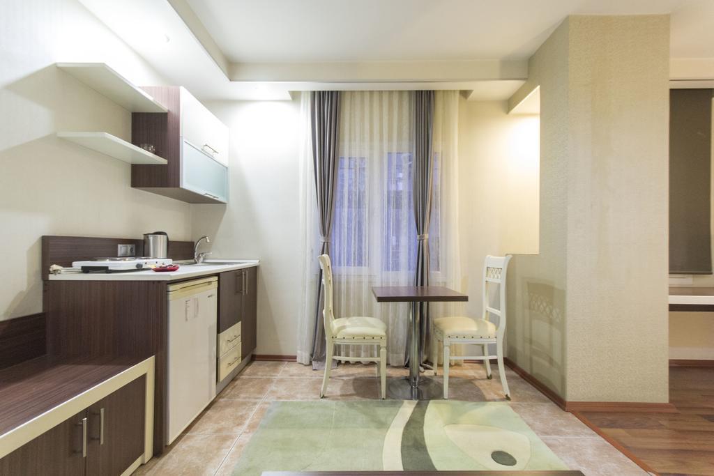 Sari Konak Apart Hotel 阿达纳 客房 照片