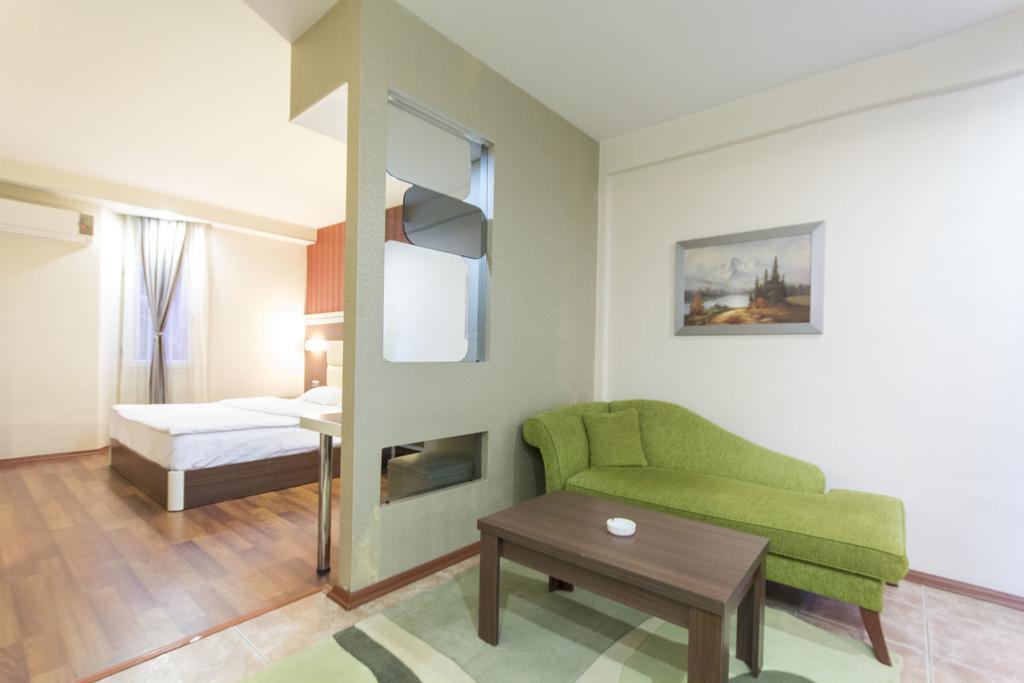 Sari Konak Apart Hotel 阿达纳 客房 照片
