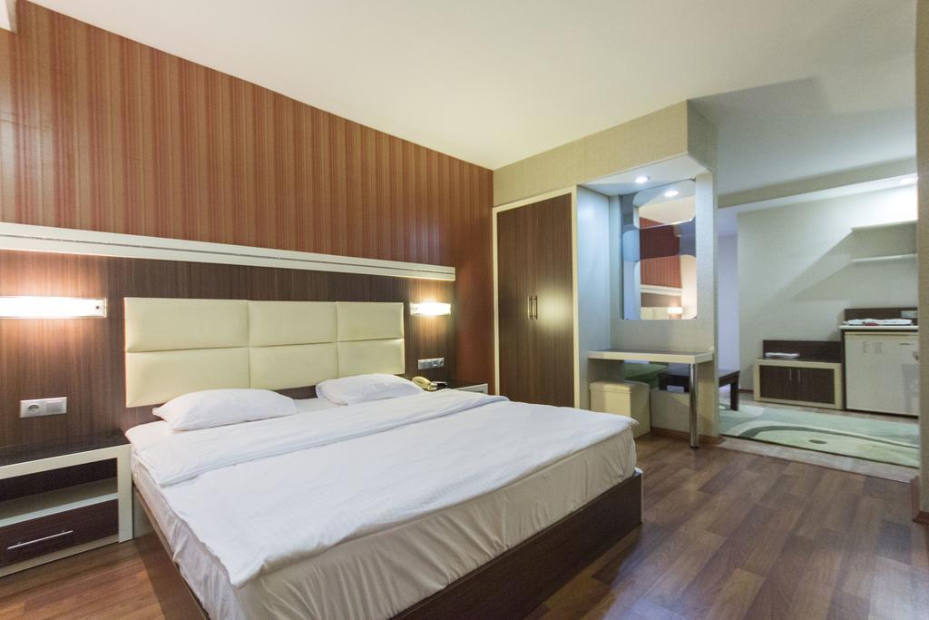 Sari Konak Apart Hotel 阿达纳 客房 照片