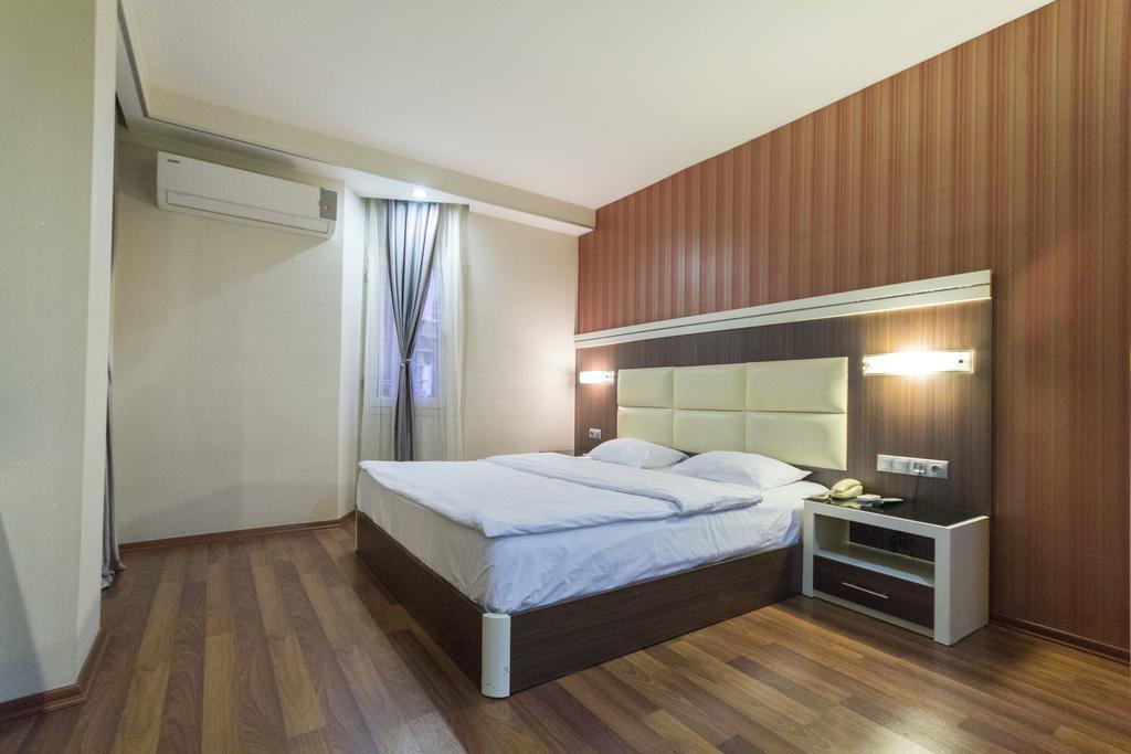 Sari Konak Apart Hotel 阿达纳 外观 照片