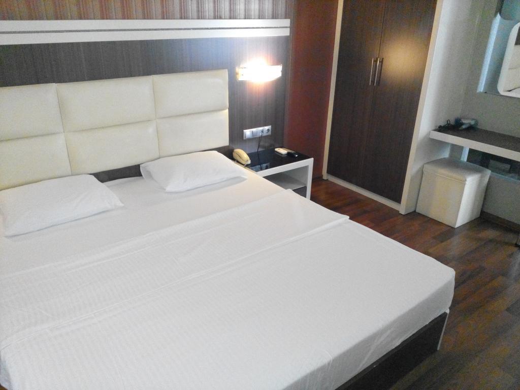 Sari Konak Apart Hotel 阿达纳 外观 照片